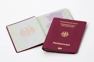 Reisepass&nbsp;&copy;&nbsp;Tim Reckmann  / pixelio.de